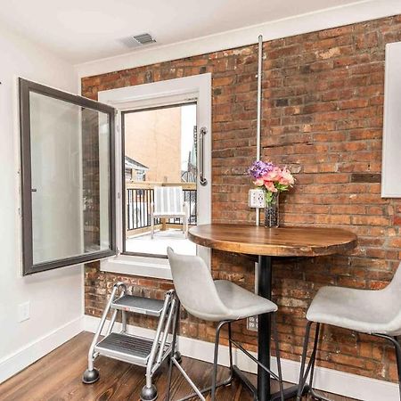 Luxury Design Focused, Detroit Themed Apt Near Downtown In The Art District Lägenhet Exteriör bild